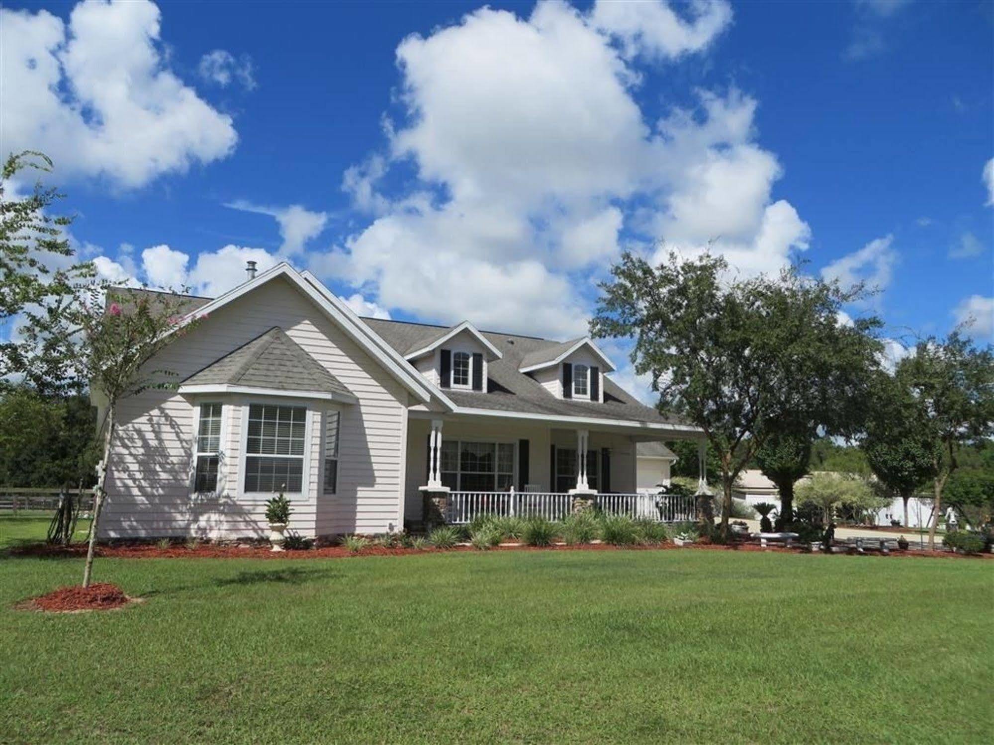 Floral City Rock Pointe Ranch B&B 외부 사진