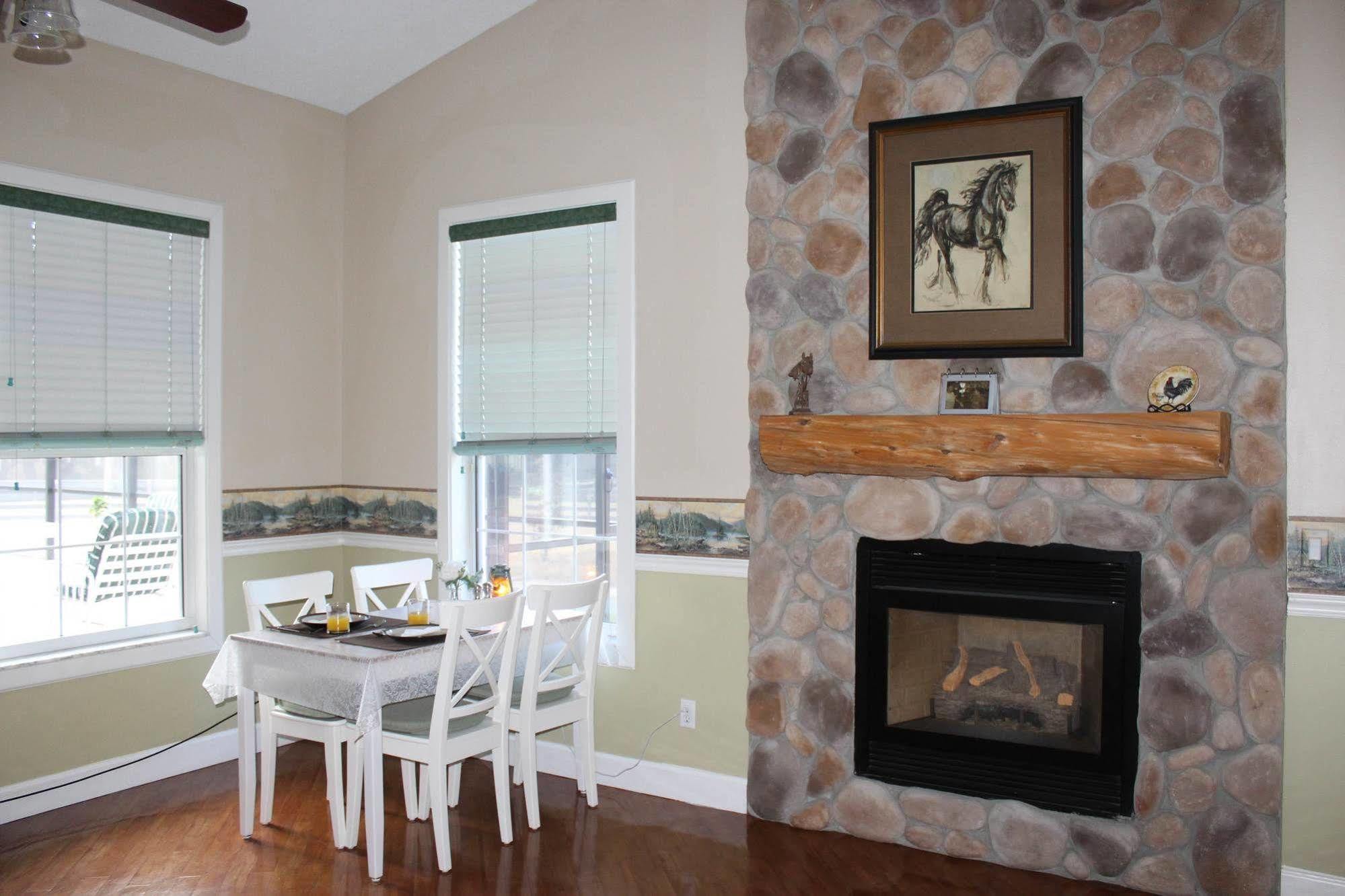 Floral City Rock Pointe Ranch B&B 외부 사진